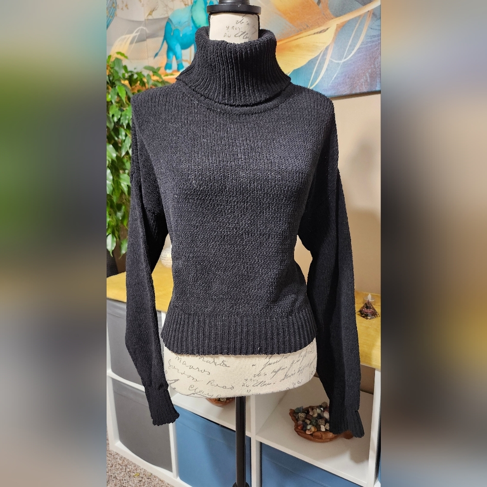 AMP Solid Black Large Chenille Cropped Turtleneck Sweater